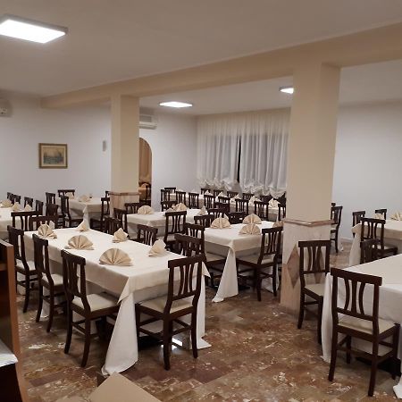 La Collinetta Sas Hotel Montazzoli Eksteriør billede